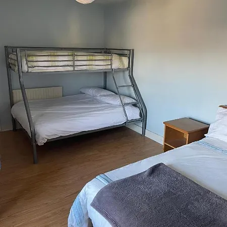 Kickham Street * Carrick-on-Suir